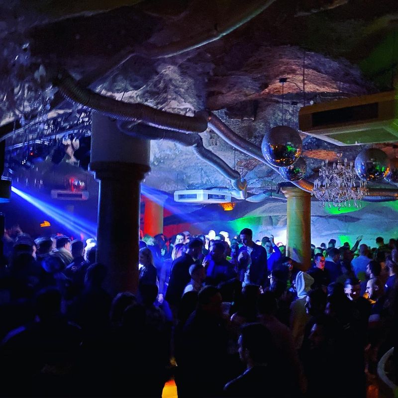 grotta leisure club