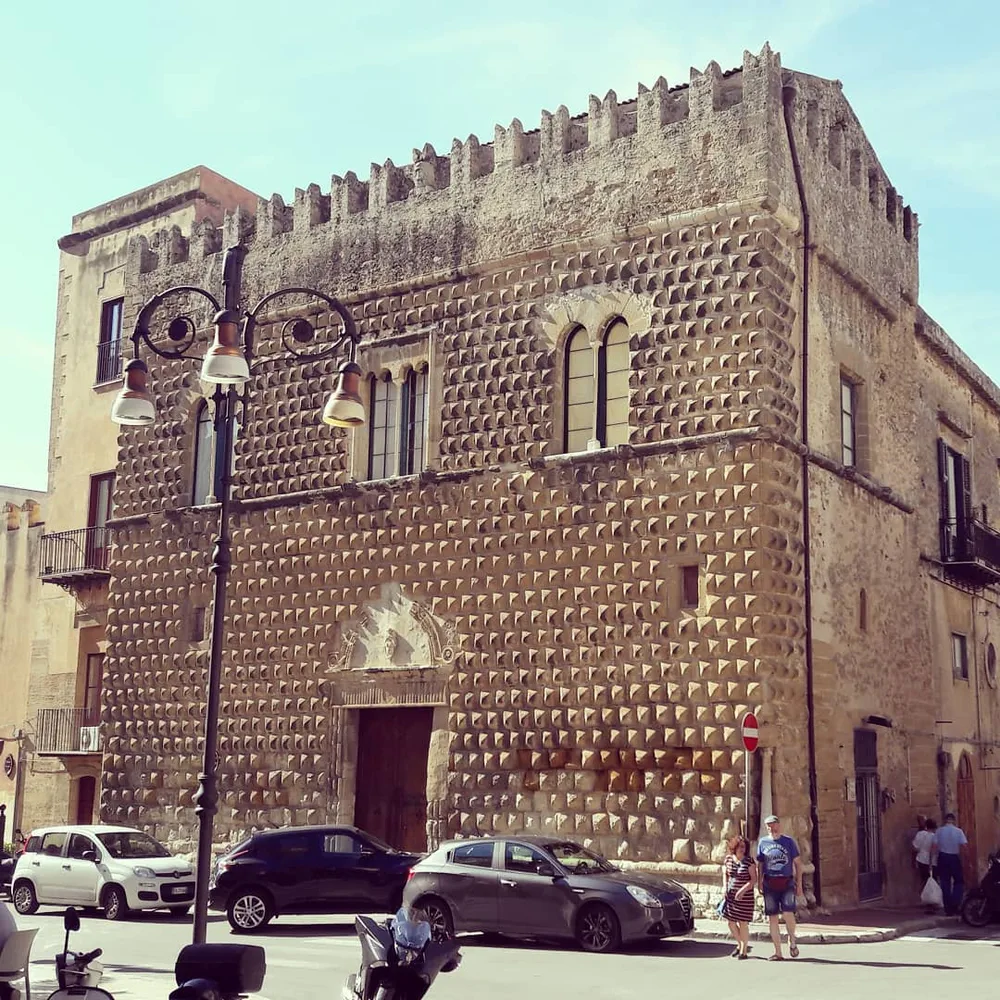 palazzo steripinto