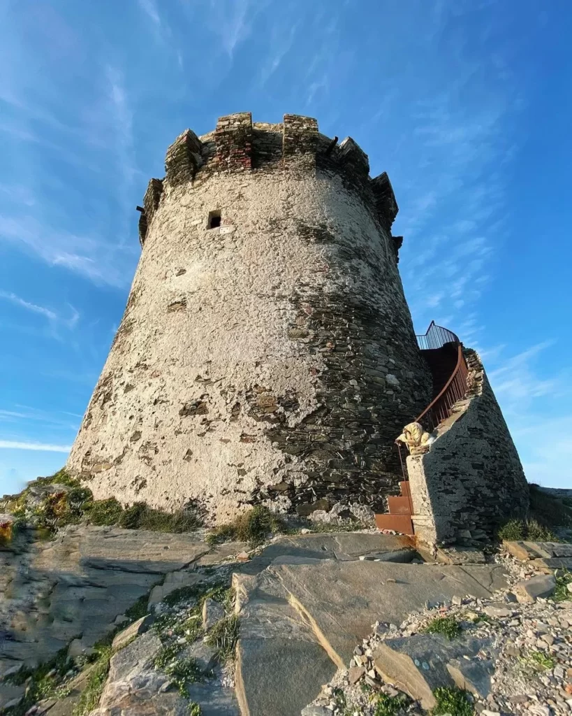 torre del falcone