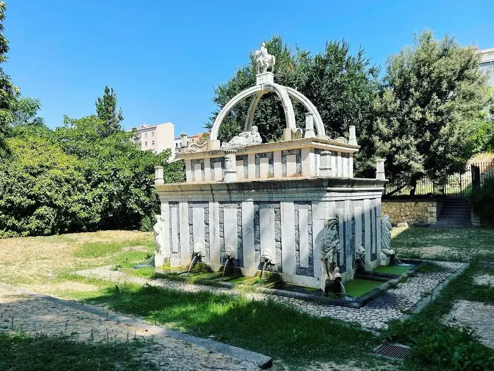 fontana di rosello 16