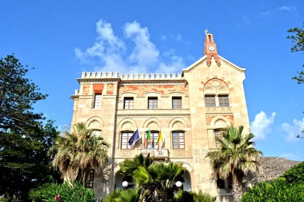 palais florio favignana 1024x683