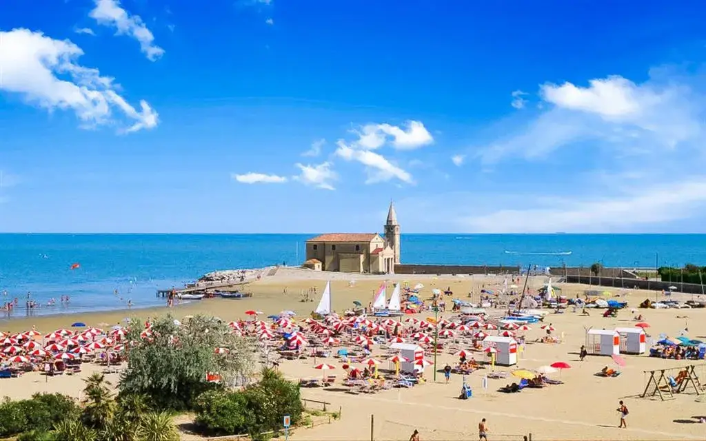 plage levante