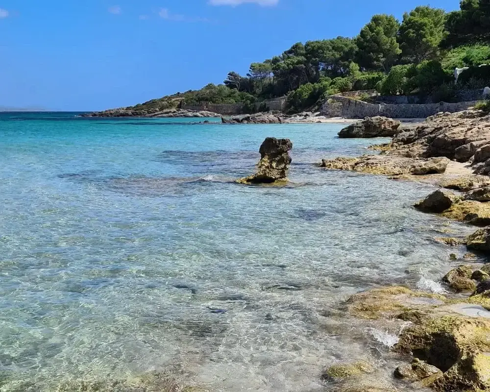 spiaggia de girin