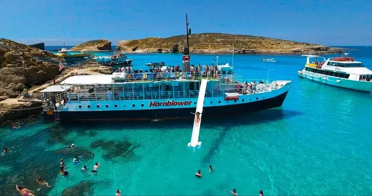 croisière vers comino