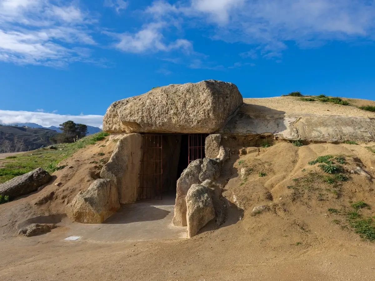 dolmens antequera