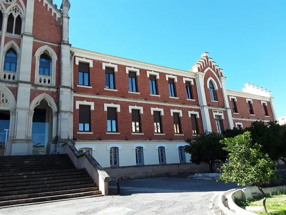 hopital des marquis de linares