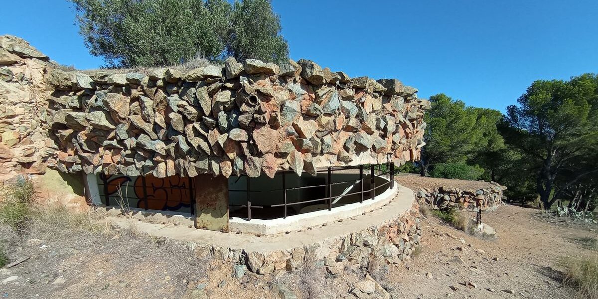 bunker punta falconera